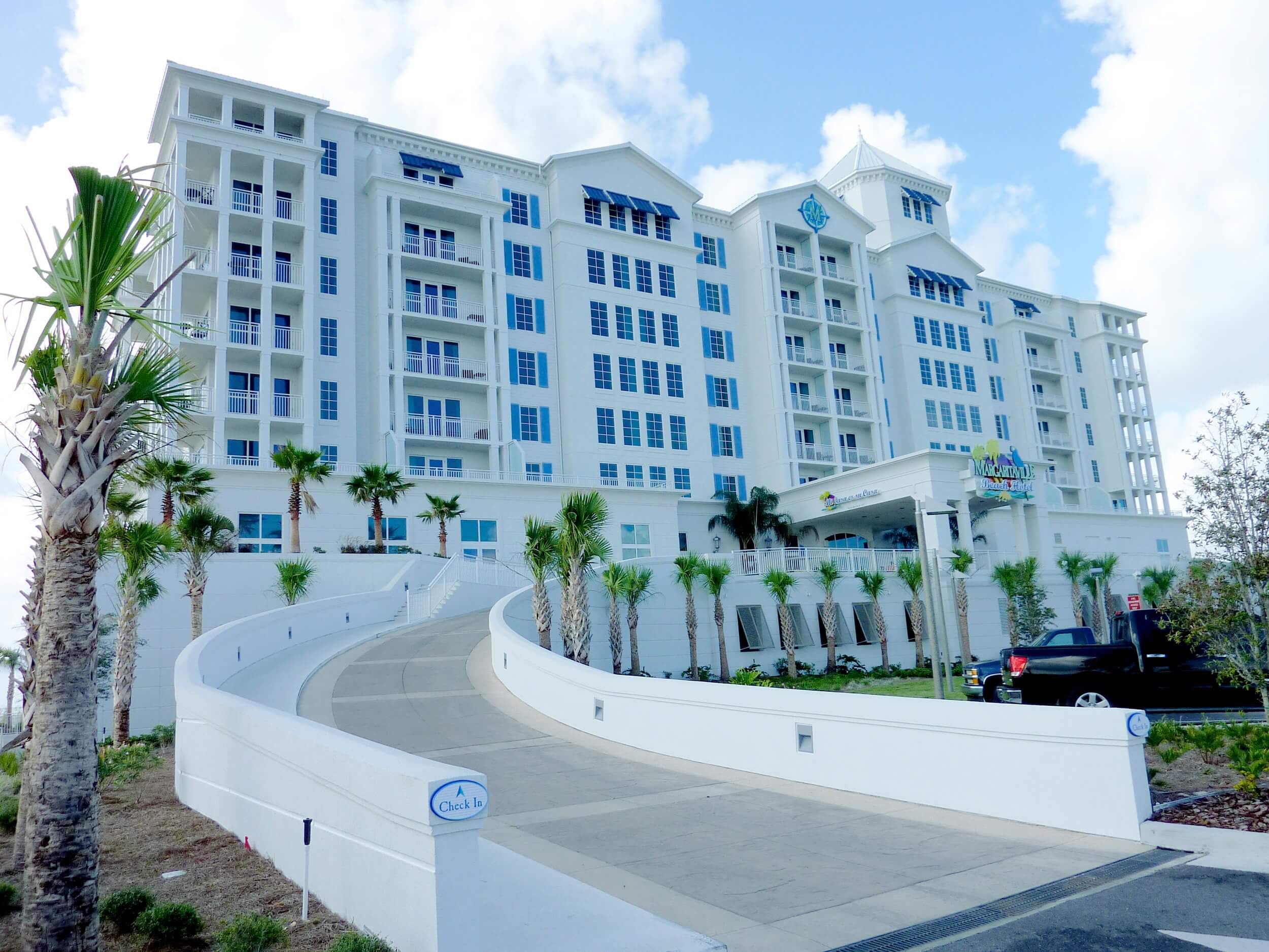 Margaritaville Beach Hotel Pensacola Lazy Days Beach Service 1684